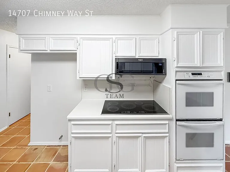 14707 Chimney Way St — Photo 33