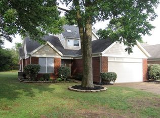 748 Walnut Valley Ln, Cordova, TN 38018