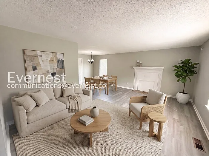 2201 Pentland Dr — Photo 2