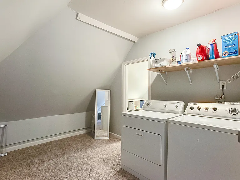 2420 Lyndale Ave S — Photo 15