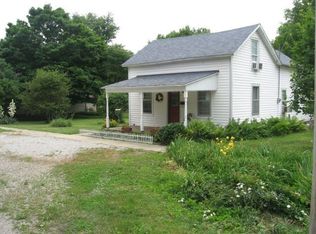 210 N Waverly St, Homer, IL 61849