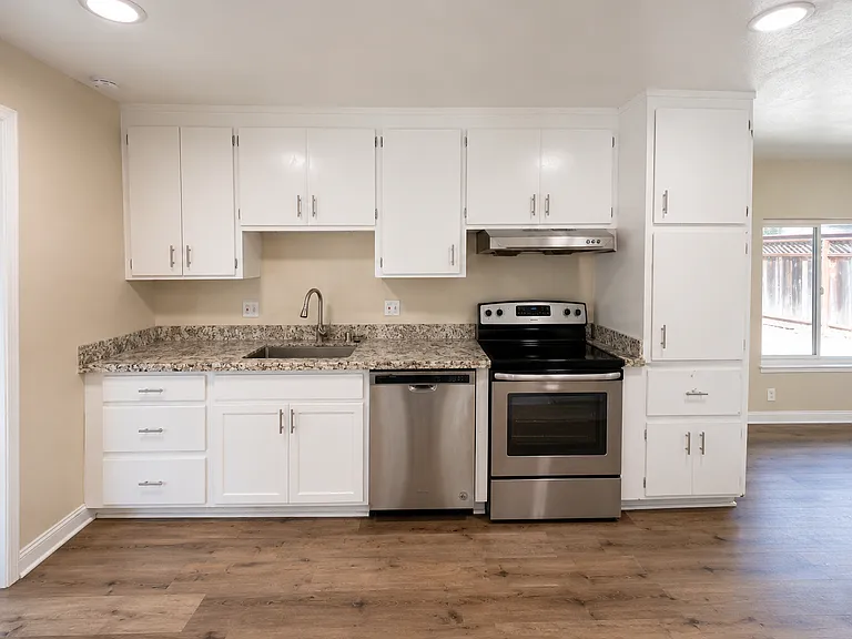 4953 Omar St — Photo 4