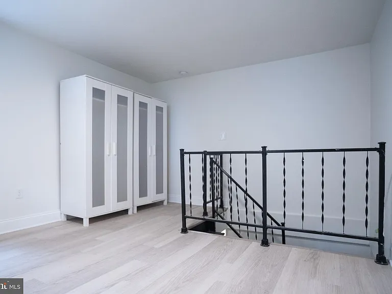 1221 N Randolph St #1 — Photo 14