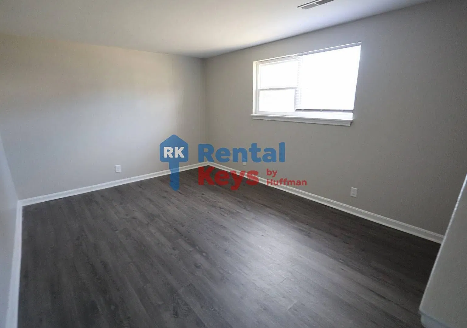 1400 1422 Jeanette Avenue — Photo 3