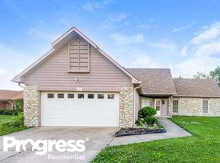 8909 Country Walk Dr, Indianapolis, IN