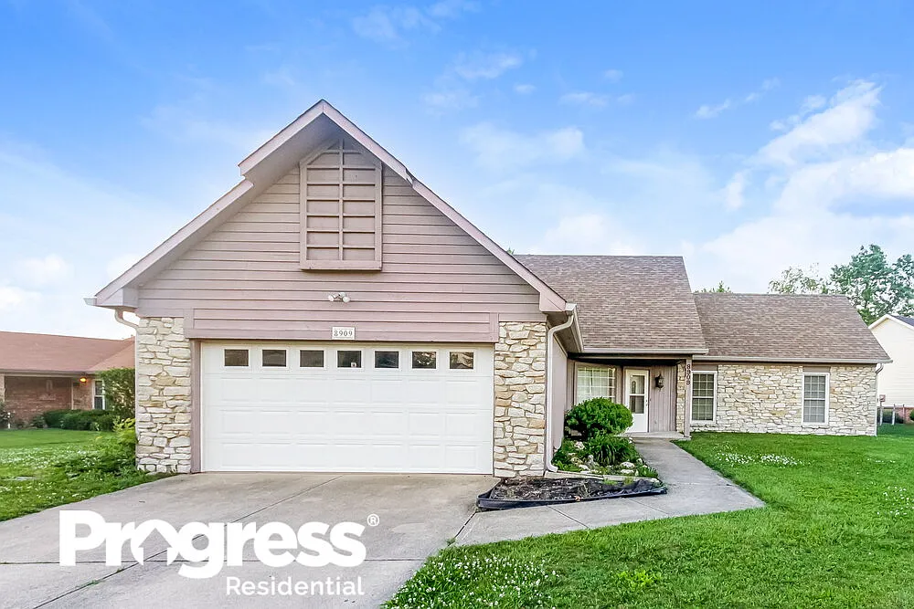8909 Country Walk Dr photo 1