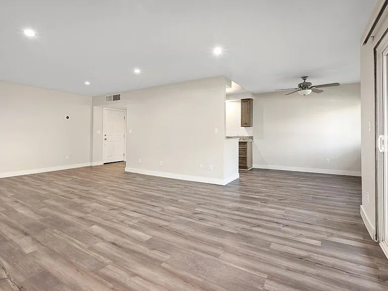 White Oak Terrace Apartments — Photo 49
