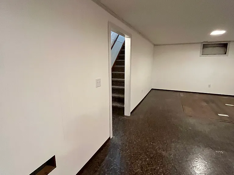 10441 York Ave S — Photo 17
