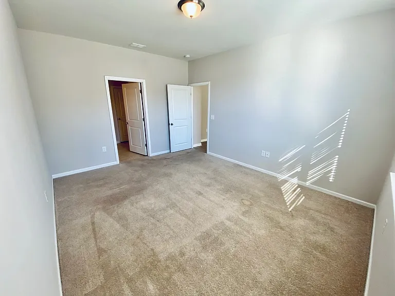 Master bedroom 6_10062022