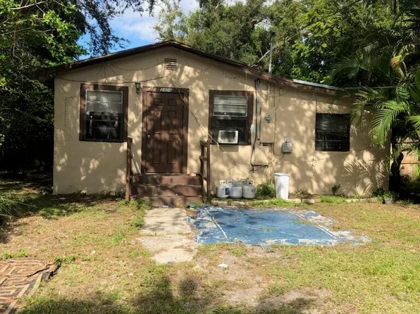 3406 Avenue F, Fort Pierce, FL 34947