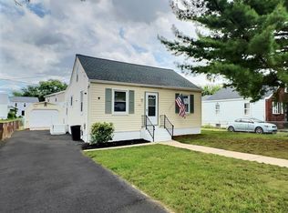 214 Parkwood Rd, Dundalk, MD 21222