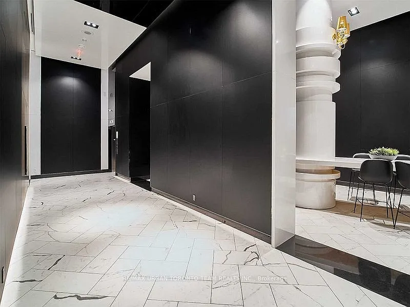 Noir Residences | 87 Peter — Photo 3