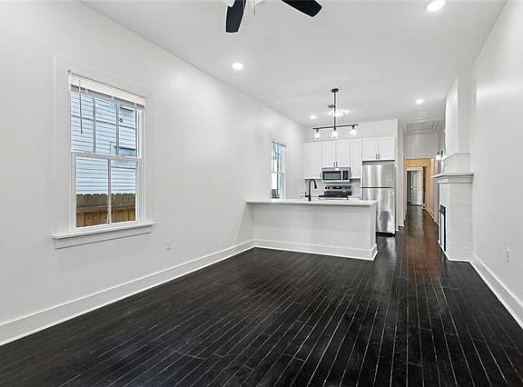 3rd image of 4023 Franklin Ave