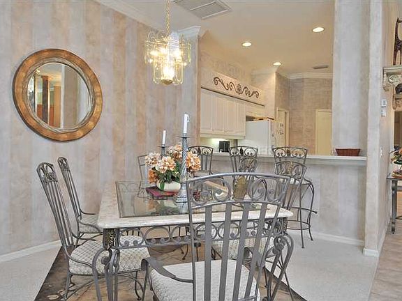 5th image of 9401 Forest Hills Cir