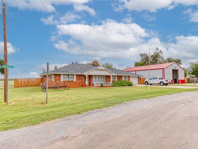201 E Columbia Ave, Cheyenne, OK, 73628