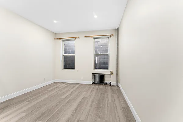 Rented by Compass | media 11