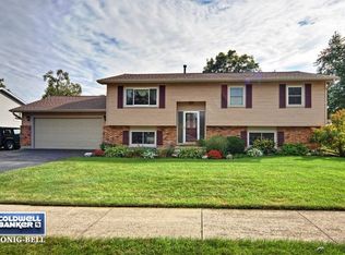 312 Georjean Ct, Sycamore, IL 60178