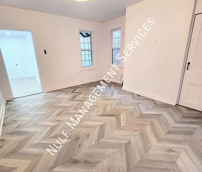3513 Penn Ave #3 — Photo 5
