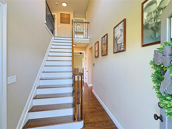 5th image of 18 Shalimar Drive
