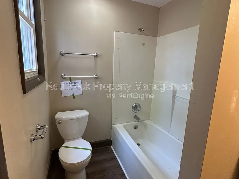 835 Elm St — Photo 12