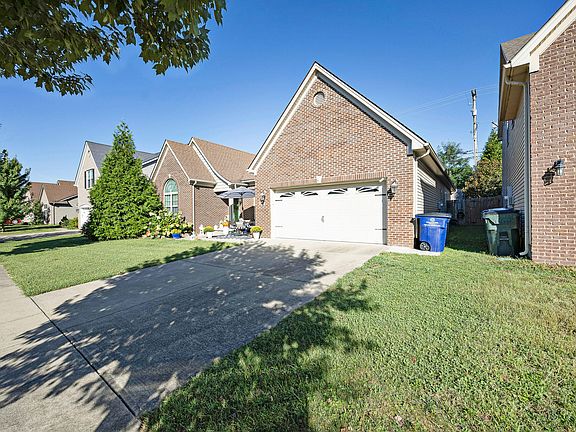 3rd image of 2465 Fieldrush Rd