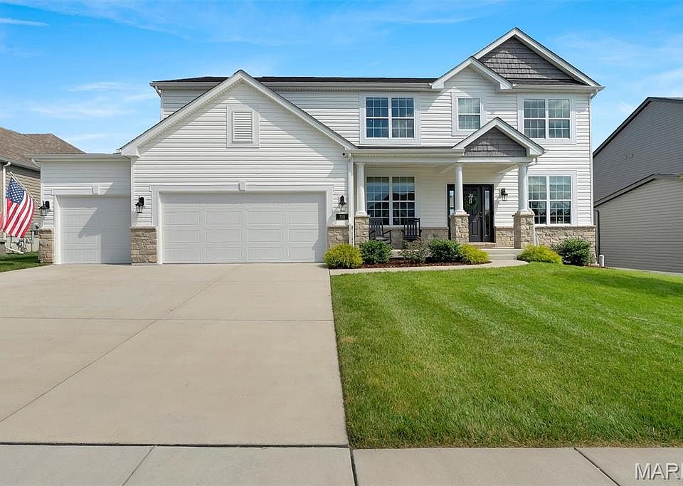 1st image of 310 Rose Branchlet Ct