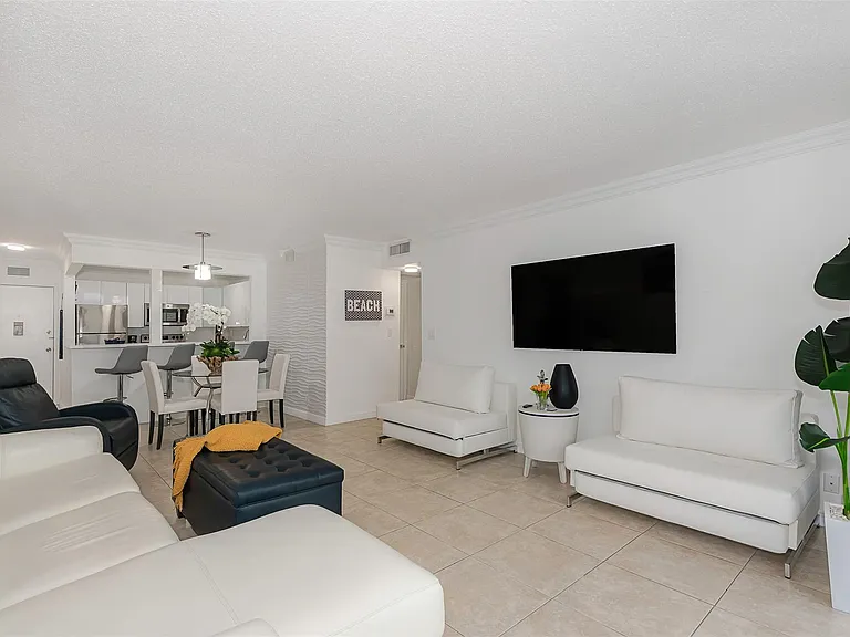3140 S Ocean Dr #509 — Photo 17