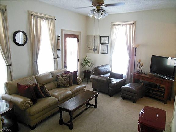 5th image of 384 W Main St #20