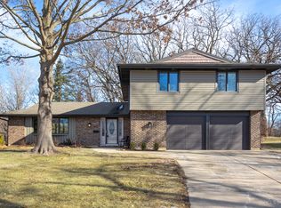 317 Samoset Ln, Schaumburg, IL 60193