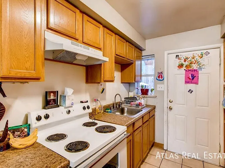1715 Chester St #3 — Photo 4