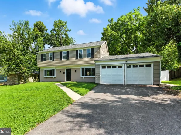 12803 Hollins Pl, Bowie, MD 20716