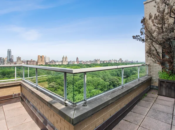 860 Fifth Avenue image 6 of 18