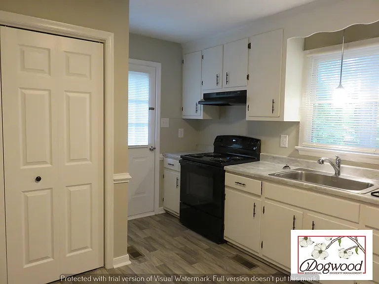 222 N New Ave — Photo 6