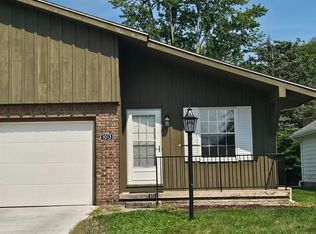 1013 Boone Ct, Bowling Green, OH 43402