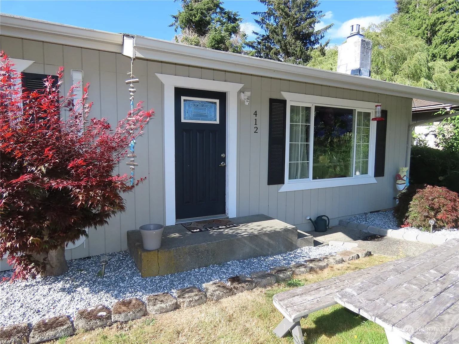 412 E King Street photo 1