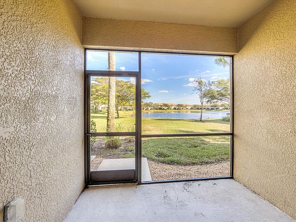 4th image of 3121 Cottonwood Bnd APT 1603
