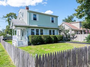 243 Atlantic Ave, Warwick, RI 02888