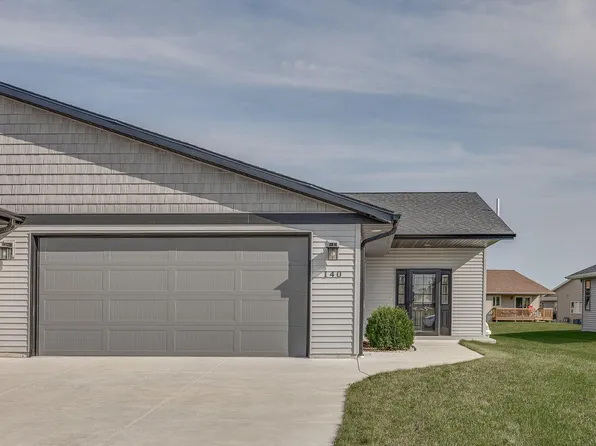 140 Sunrise COURT #2, Cedar Grove, WI 53013