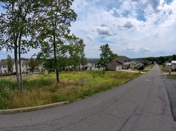LOT 39 Williamsburg Ln, Scranton, PA 18504