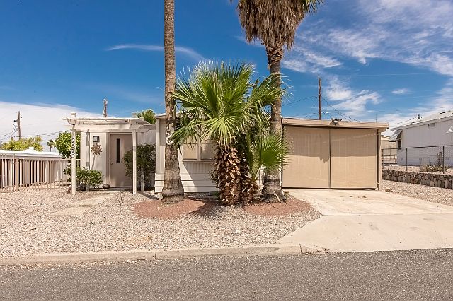 1st image of 2575 Honeybear Dr