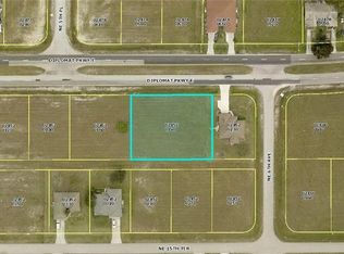 528 Diplomat Pkwy E, Cape Coral, FL 33909
