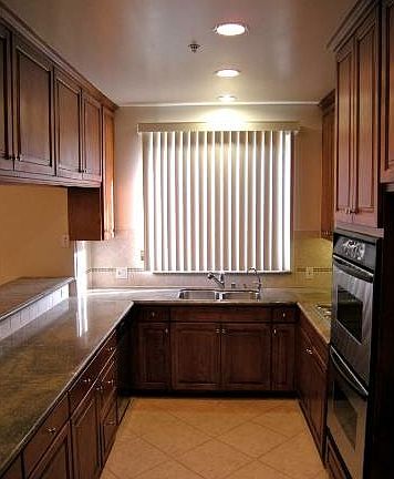 3rd image of 2306 Fox Hills Dr APT 403