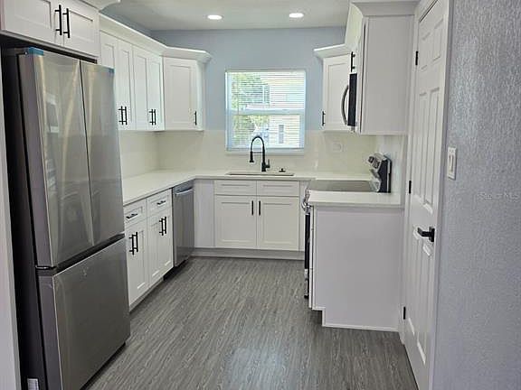 3rd image of 7710 CORAL VINE LANE