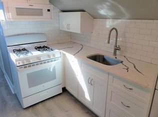 1035 Broadway #3, Somerville, MA 02144