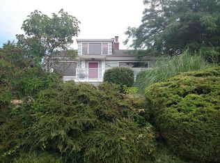 6746 41st Ave SW, Seattle, WA 98136