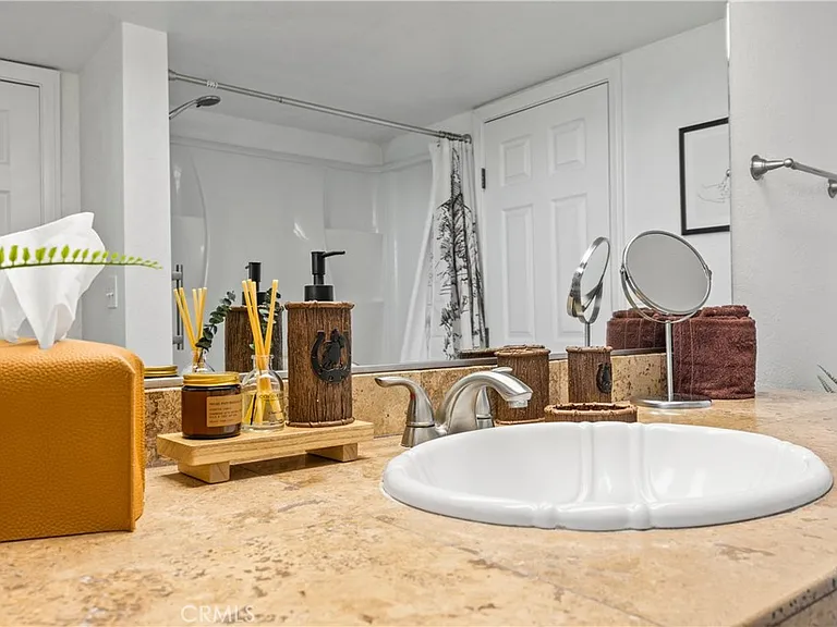 7433 Fairway Dr — Photo 23