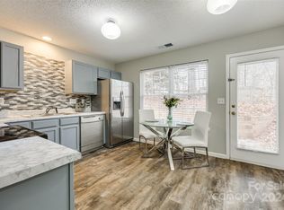 1413 Swaying Branch Ln, Clover, SC 29710