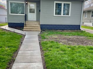 7108 Schneider Ave, Hammond, IN 46323