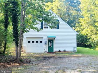 13479 Kennedy St, Woodford, VA 22580