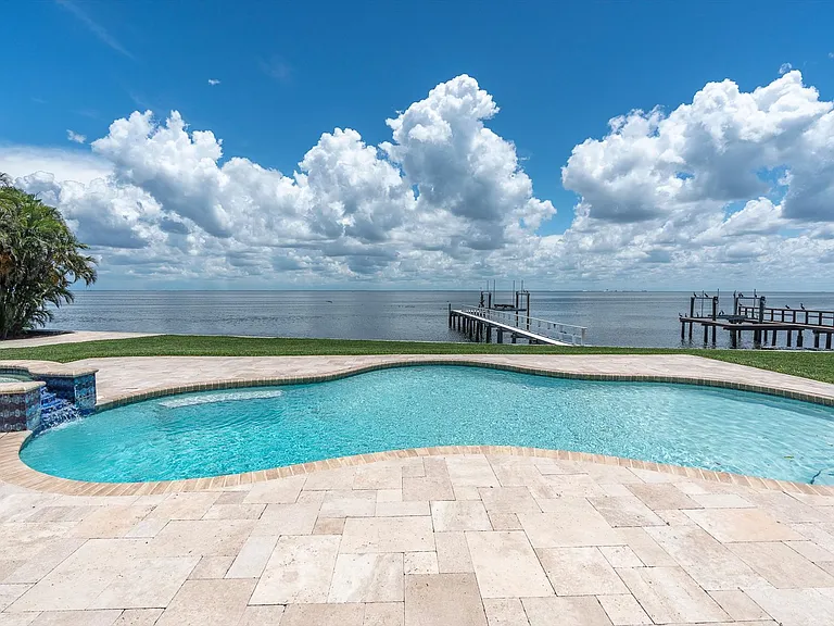 5810 Bahama Shores Dr S — Photo 37